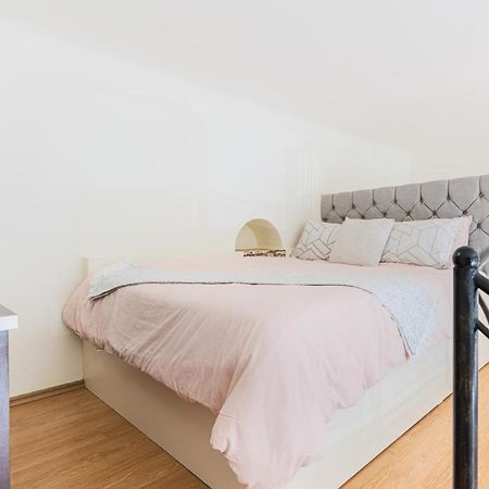 Hera Apartment - Old Town Brasov Bagian luar foto