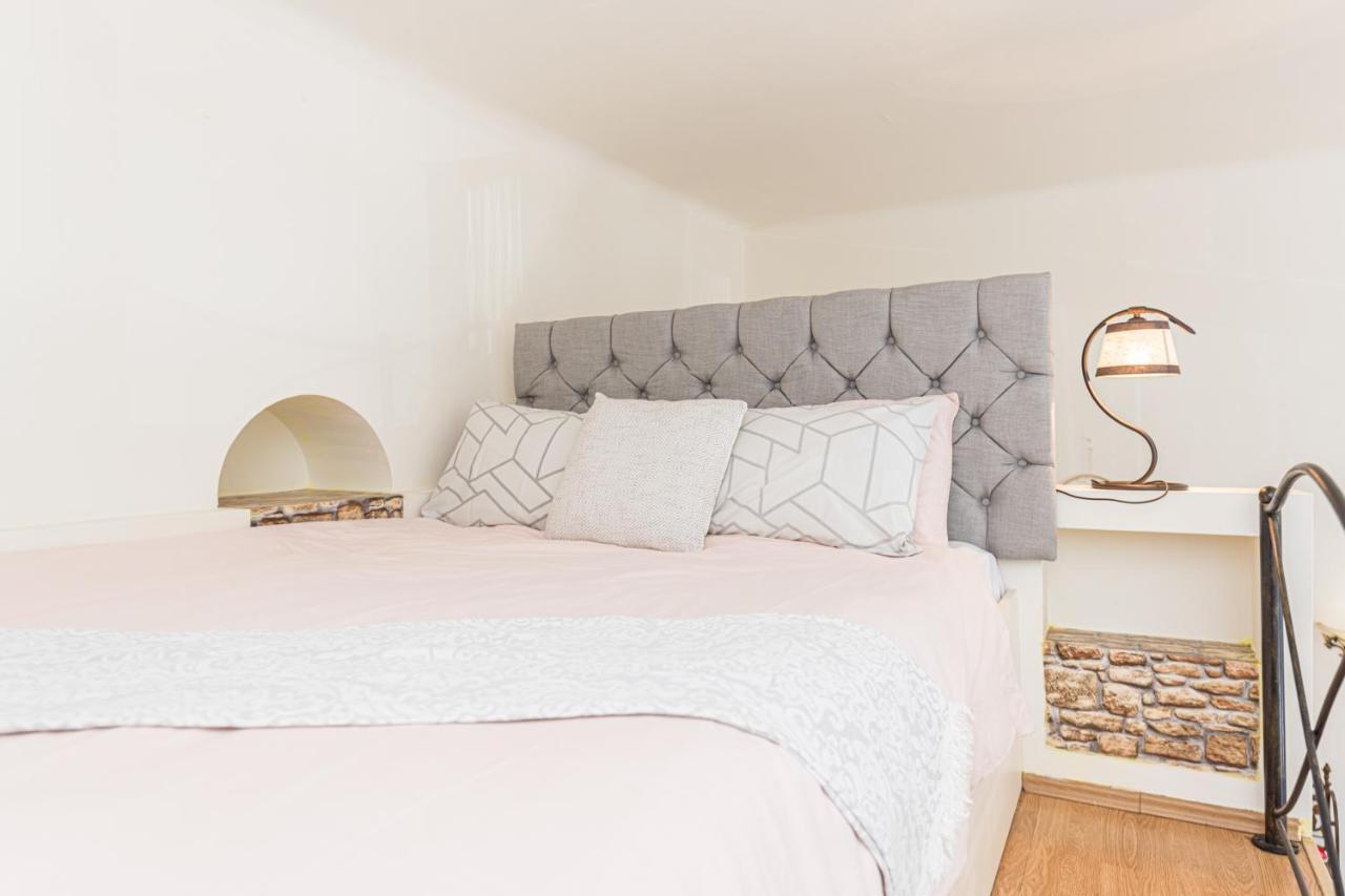 Hera Apartment - Old Town Brasov Bagian luar foto