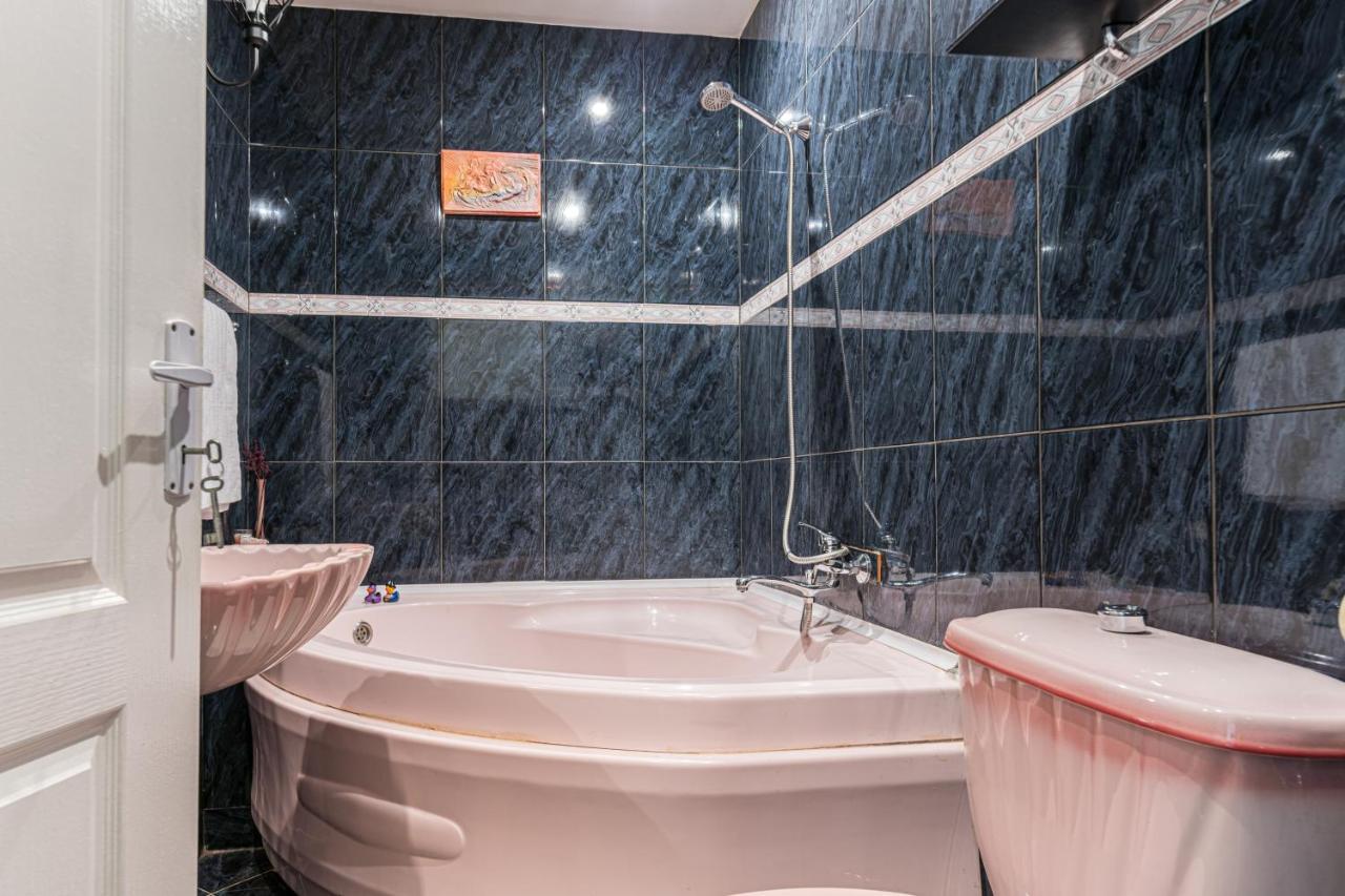 Hera Apartment - Old Town Brasov Bagian luar foto